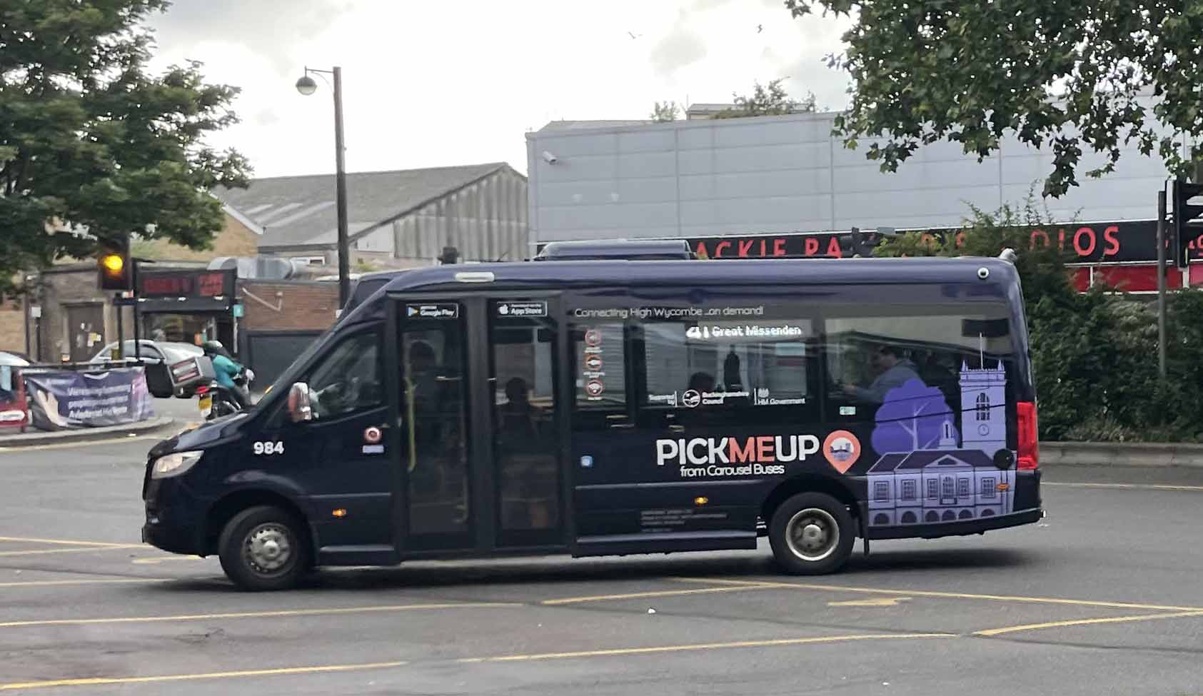 Carousel Buses Mercedes 517 CDI EVW 984